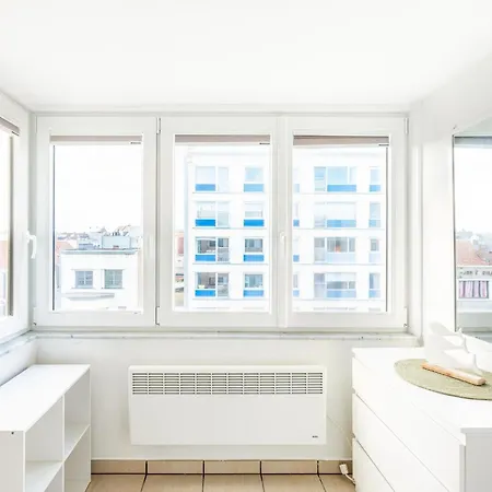 Vicky Derde Appartement *